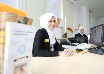 Maybank Indonesia Beri Tips Cara Atur THR  via Investasi Syariah
