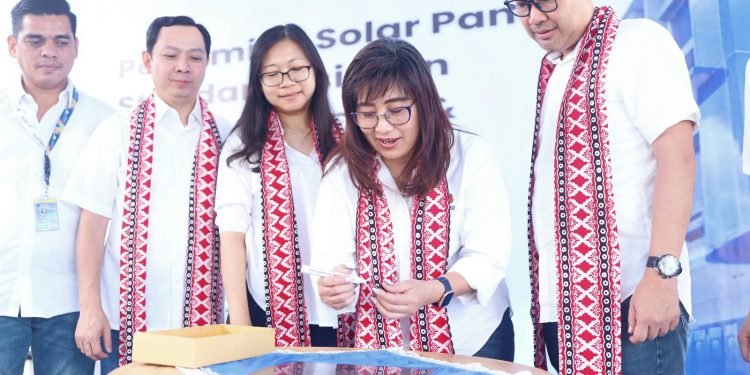 FIFGROUP Pasang Solar Panel di Kota Serang