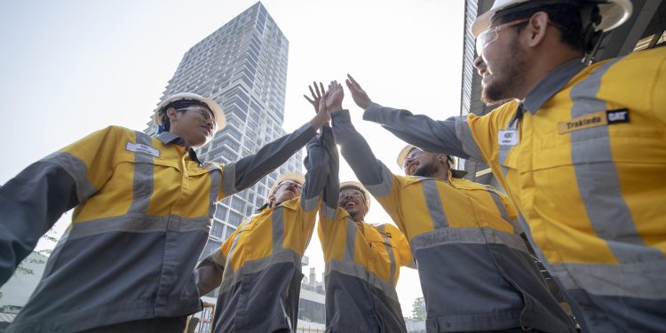 Trakindo Dinobatkan Sebagai Best Employers Indonesia 2023