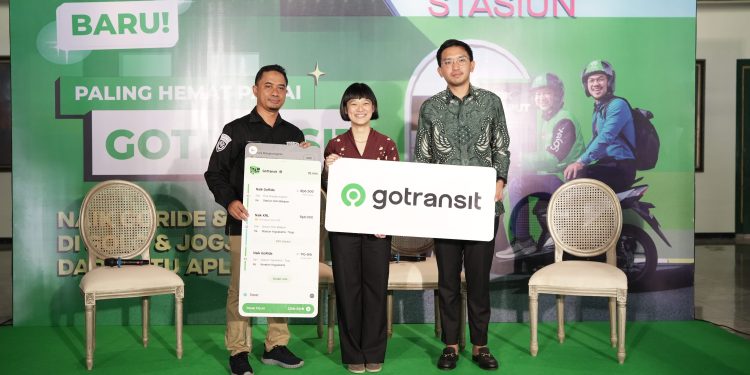 Gojek Perkuat Layanan GoTransit di Momen Hari Angkutan Nasional