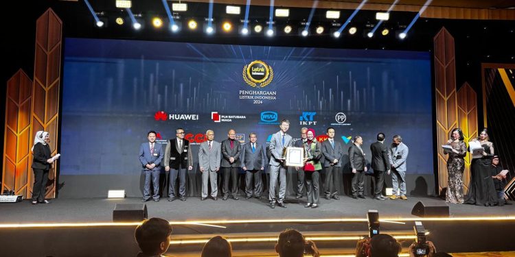 Huawei Dinilai Paling Inovatif Hadirkan Solusi Energi Terbarukan di Indonesia