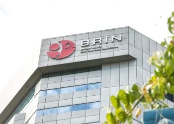 Dikukuhkan 4 Profesor Riset BRIN, dari Pakar Hama Tanaman Hingga Gelombang Laut