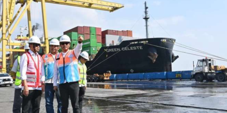 Menhub Instruksikan Pelindo Percepat Penanganan Rob di Pelabuhan Tanjung Emas