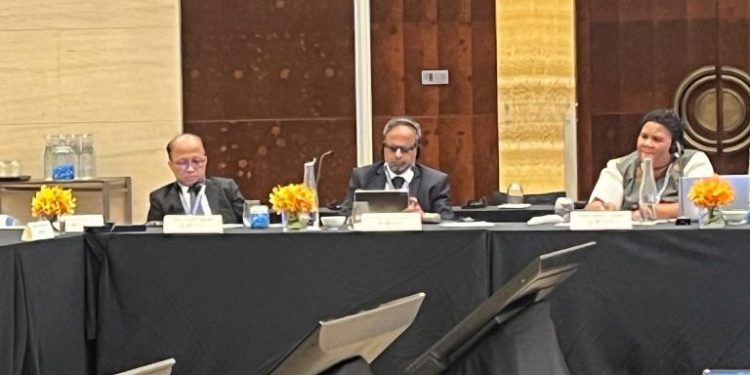 Sekjen Kemnaker dan APO Bahas Prinsip Pengupahan Berdasarkan Hubungan Kerja