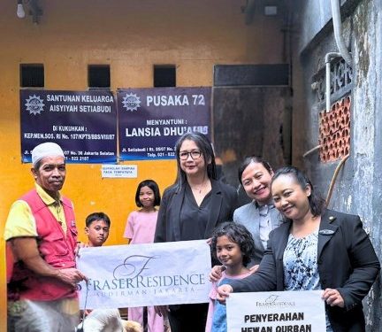 Peringati Idul Adha 1445 H, Fraser Residence Sudirman Distribusikan Hewan Kurban
