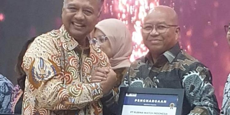 Rubina Watch Indonesia Raih Penghargaan Patuh Pajak