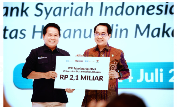 BSI Gelar CEO Mengajar di Makassar dan Berikan Beasiswa Rp5,5 Miliar