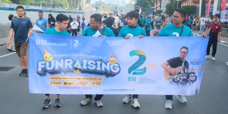 Milad ke-2 BSI Maslahat Adakan Fun Walk di CFD Jakarta