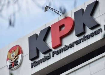 KPK Lelang Barang Rampasan Suami Bupati Mojokerto Ikfina Fahmawati