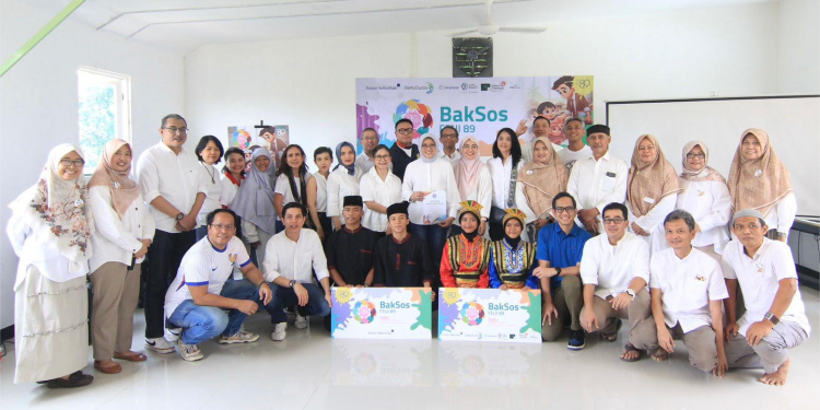 35 Tahun ILUNI FEUI Angkatan 1989 Selenggarakan Bakti Sosial