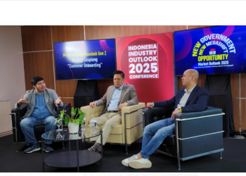 Indonesia Industry Outlook 2025: Gen Z Mengubah Tren Perbankan: Superapps dan Layanan Online Kunci Utama