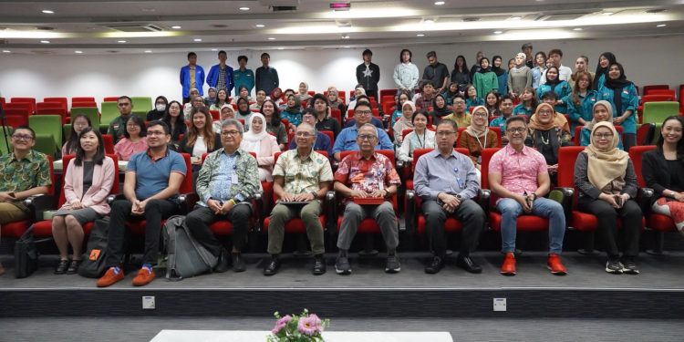 Kolaborasi Riset Mikroplastik UPER dengan Dua Universitas Asia Raih Pendanaan 1,4M