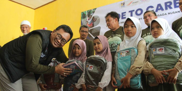 Giat Ride To Care PAMA 2024 Berikan Santunan untuk Santri dan Ponpes di Cianjur