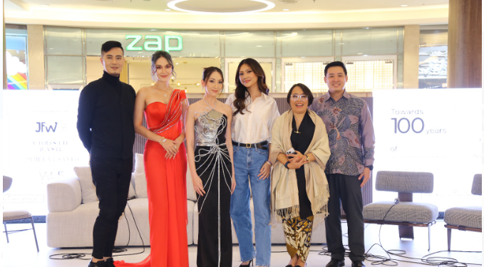 Lux Kolaborasi dengan Jakarta Fashion Week, Rayakan Kecantikan Perempuan selama 99 Tahun