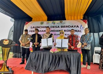 UT Resmikan Desa Berdaya, SOBAT TANGGUH, dan Kandang Komunal Peternakan Domba