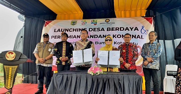 UT Resmikan Desa Berdaya, SOBAT TANGGUH, dan Kandang Komunal Peternakan Domba