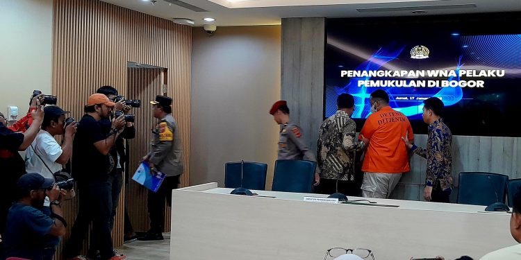 Imigrasi Berhasil Tangkap WNA yang Sempat Buron Setelah Pukul Marbot Masjid