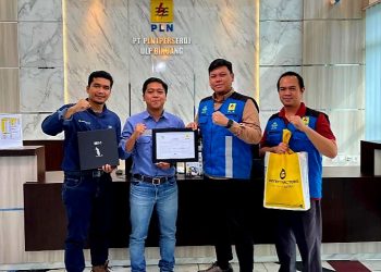 Tegaskan Komitmen Berkelanjutan, United Tractors Terima Renewable Energy Certificate di 28 Lokasi Operasional Sepanjang Tahun 2024