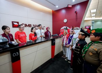 Dukung GENCARKAN OJK, CIMB Niaga Gelar Tour De Bank di Bandung
