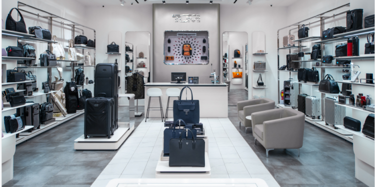 TUMI Rayakan Ultah ke-50, Luncurkan Koleksi Spring/Summer 2025