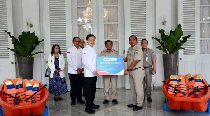 Chandra Asri Group Distribusikan Bantuan Penanggulangan Bencana DKI Jakarta