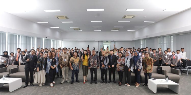 Creators Lab TikTok Shop by Tokopedia x Kemenpar Cetak Ribuan Kreator Muda Poltekpar