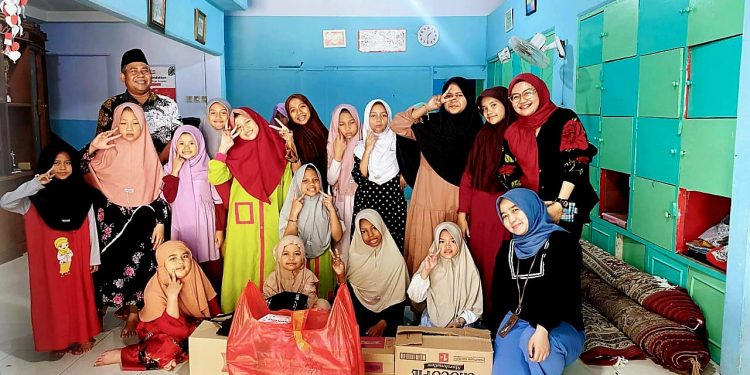 BRI Gelar Progran Berbagi Jumat Berkah dengan Anak Yatim dan Duafa