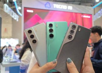 Tecno Camon 40 4G Fokus Inovasi Kamera dan AI