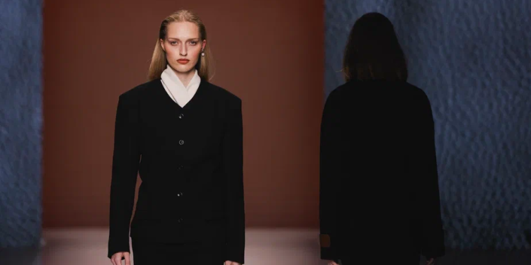 Jakarta dan Moscow Bersinergi: Pergelaran Fashion Show Menyatukan Rusia dan Indonesia