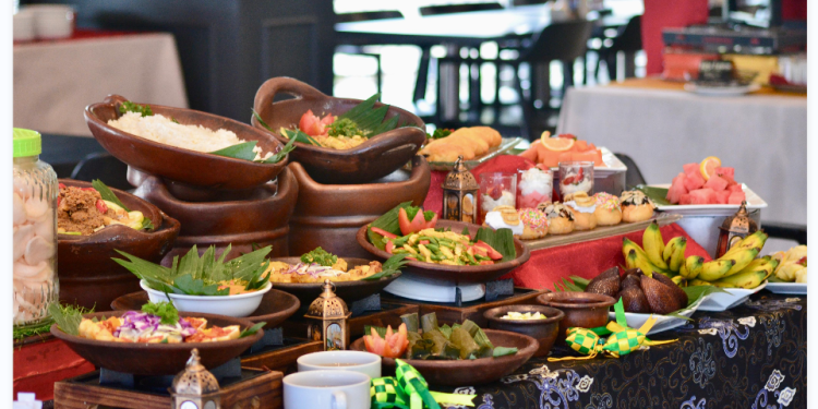 Swiss-Belinn Cawang Hadirkan Hidangan Istimewa dan Hampers Lebaran Rayakan Idul Fitri