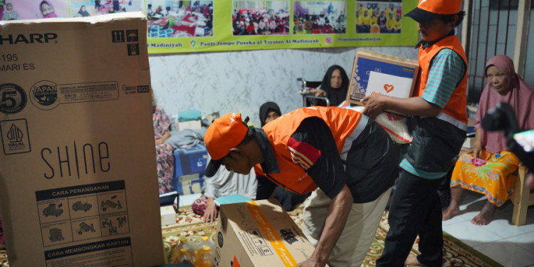 Lalamove dan Mitra Driver Tunjukkan Kepedulian terhadap Lansia Via Program ‘ElderCare on the MOVE