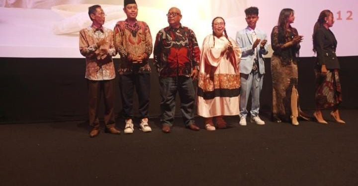 Film Senyum Manies Love Story Hadirkan Kisah Cinta Masa Muda Anies Baswedan dan Fery Farhati