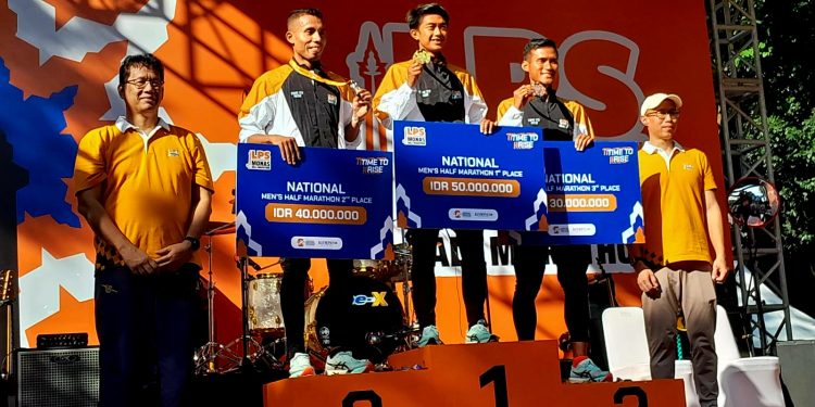 Ribuan Pelari Ramaikan LPS Monas Half Marathon 2025 Dengan Total Hadiah Milyaran Rupiah