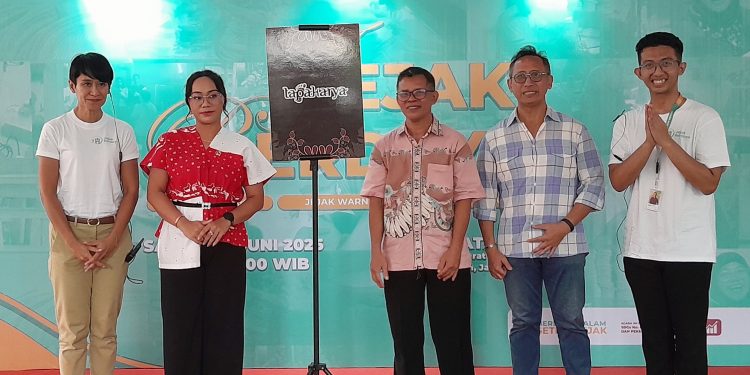 Program Jejak Berdaya LSPR Berikan Pelatihan Produksi dan Digitalisasi ke UMKM Kampung Bedeng