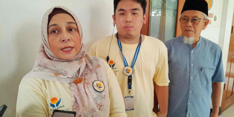 LSPR Institut Bekasi Gelar Program Sosial “SAPA LANSIA: Lansia Berdaya, Pondok Bambu Bahagia”