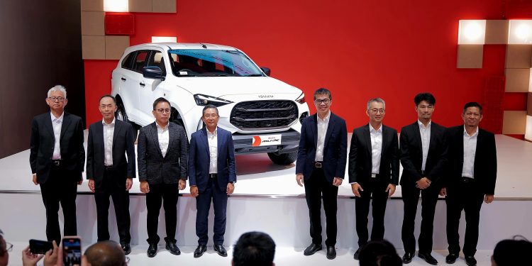 Isuzu Hadir di GIIAS 2025: Tampilkan Inovasi Kendaraan Komersial Terbaru