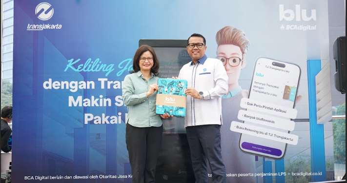 blu by BCA Digital Tambahkan Kemudahan dan Kenyamanan Naik Transjakarta