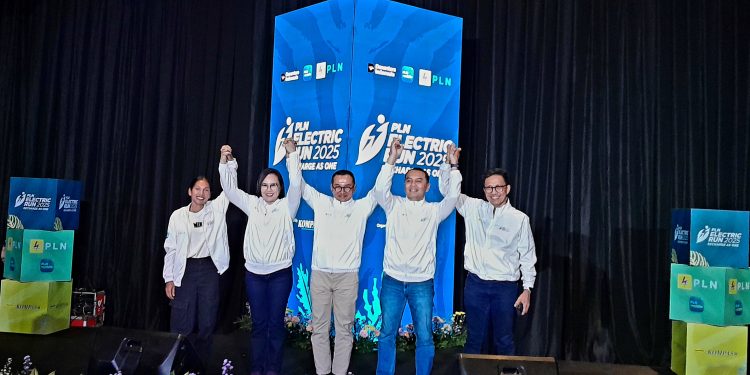 PLN Electric Run 2025 Resmi Diluncurkan, Targetkan 7.500 Pelari Berkontribusi Cegah Produksi Karbon Hingga 21.812 Kg CO₂