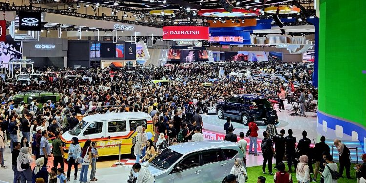 Lebih dari 80 Ribu Pengunjung Serbu Booth Daihatsu Selama di GIIAS 2025, Ini Apresiasi Berarti bagi Daihatsu