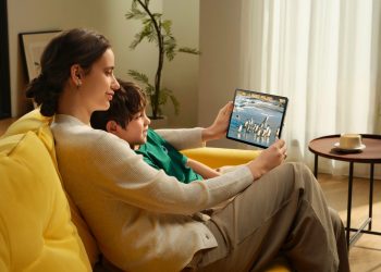 Kenapa OPPO Pad SE Jadi Pilihan Tepat Bunda?  Karena Aman untuk Anak, Nyaman untuk Ibu