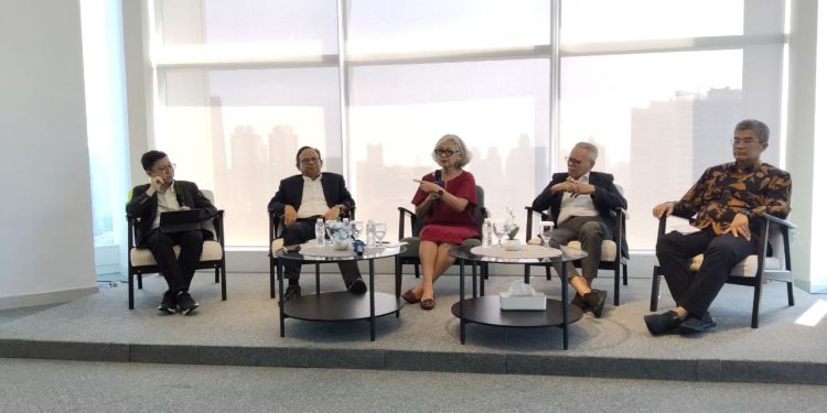 24 Tokoh Sampaikan Amicus Curiae Terkait Uji Materi Pasal 2 Ayat (1) dan 3 UU Tipikor