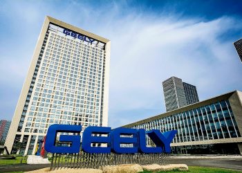 Pendapatan Geely Auto Tembus RMB 150 Miliar Didukung Penjualan Kendaraan Elektrifikasi
