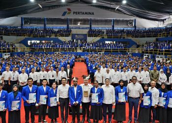 UPER Lantik 1.400 Mahasiswa dan Naikkan Beasiswa 30% di 2025