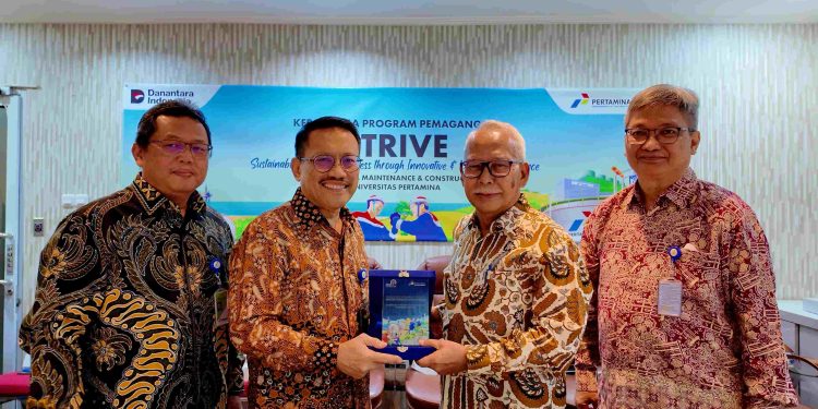 UPER–PertaMC Luncurkan STRIVE, Cetak Talenta Hijau untuk Dukung Transisi Energi Nasional