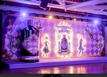 Hendrick’s Gin Hadirkan Tema Glamor Kabaret di Penutupan Plaza Indonesia Fashion Week