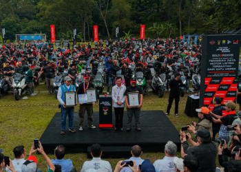 Komunitas Pengendara Motor Listrik Polytron bersama PT PLN (Persero) Berhasil Pecahkan Rekor MURI