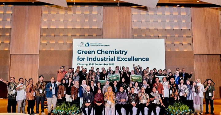 Perkuat Praktik Industri Hijau, UPER Gelar Green Chemistry for Industrial Excellence 2025