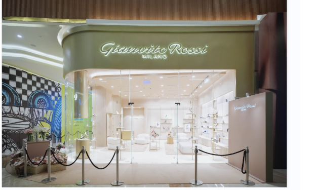 Gianvito Rossi Resmikan Gerai  Baru di Jakarta