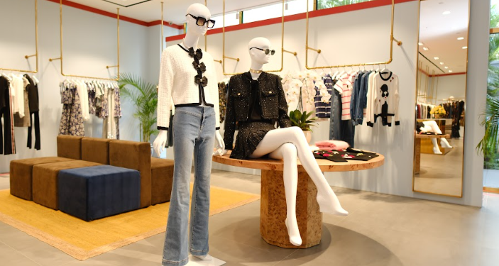 Flagship Store ALICE + OLIVIA by Stacey Bendet Resmi Dibuka di Plaza Senayan