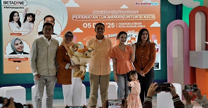 Cara Baru Keluarga Modern Hadapi Luka Tidak Perih dengan Betadine Bening Antiseptik Spray dan Gel